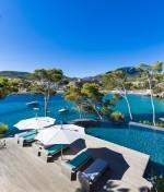 Luxury front line villas for sale in Camp de Mar, Majorca