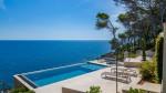 Villa en venta en primera l&iacute;nea con acceso directo al mar en Canyamel, Mallorca