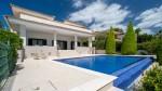 Family villa with pool and garden for sale in Santa Ponsa, Majorca