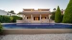 Family villa with pool and garden for sale in Santa Ponsa, Majorca