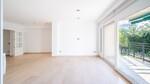 Refurbished flat for rent in Paseo Mallorca