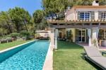 Mediterranean villa for sale in Camp de Mar, Majorca