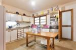 Flat to refurbish for sale in Paseo Mallorca, Palma