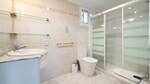 Palma Mallorca Apartment bathroom BHHS-BAL-1081