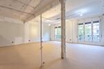 Loft industrial vac&iacute;o con ventanales franceses (1)