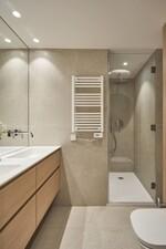 Raimundo Fern&aacute;ndez  Villaverde (54)