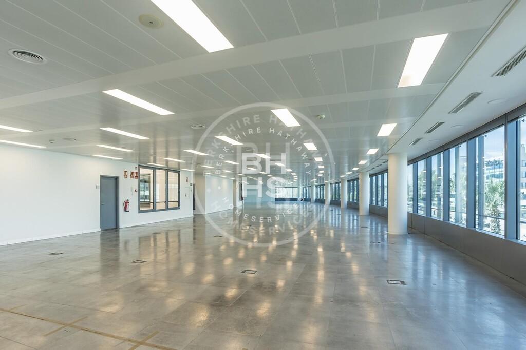 Office to rent in La Moraleja