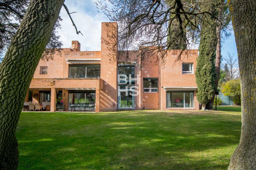 House for sale in La Moraleja
