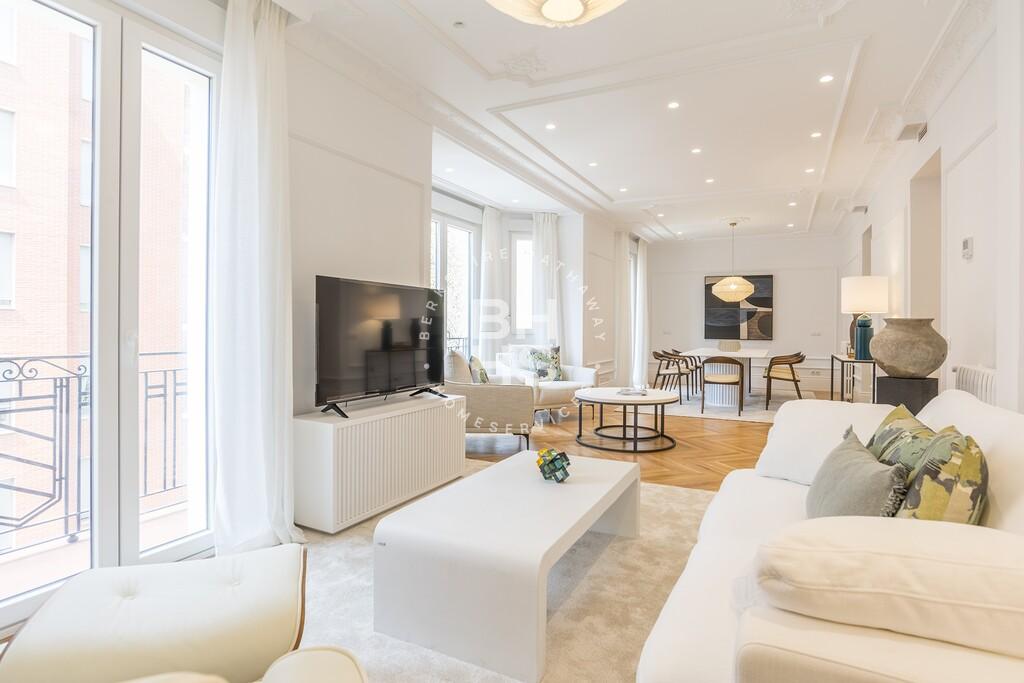 Flat for sale in Castellana