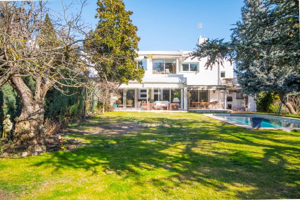 Townhouse for sale in La Moraleja