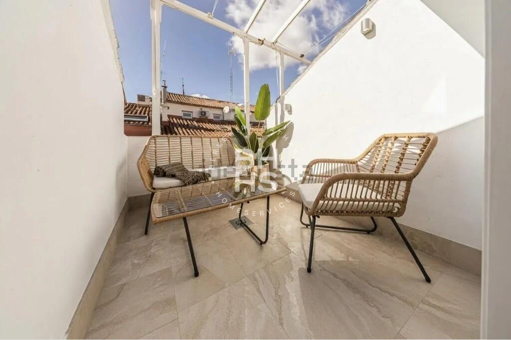 Terrace 1-bed apartment with lift in Recoletos, Salamanca